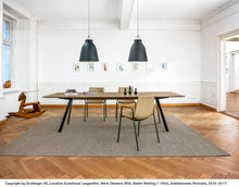 Laden Sie das Bild in den Galerie-Viewer, Barra Esstisch von Girsberger – modernes Esszimmer mit Designmöbel
