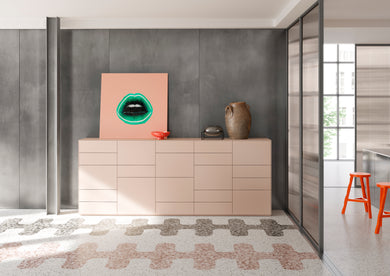 Entdecken Sie das individuell konfigurierbare SOMA Highboard von Kettnaker mit 5 Türen in matt Lack. Wir beraten Sie gerne für Ihre Wunschkombination!