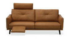 Laden Sie das Bild in den Galerie-Viewer, Beinauflage und Rückenverstellung am Sofa MELLOW – Weibel Weibel Design
