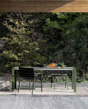Laden Sie das Bild in den Galerie-Viewer, Kristalia italienischer Designesstisch Suhsi Ausziehtisch Möbel Zeppenfeld Olpe Designmöbal Sauerland (5)
