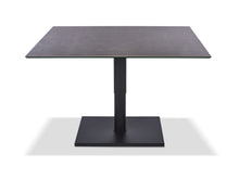 Laden Sie das Bild in den Galerie-Viewer, Ronald Schmitt Couchtisch Duo Kolo K536 K736 höhenverstellbar 90 x 70 cm Platte Eiche massivFunktinscouchtisch rollbar Möbel Zeppenfeld Designmöbel Sauerland

