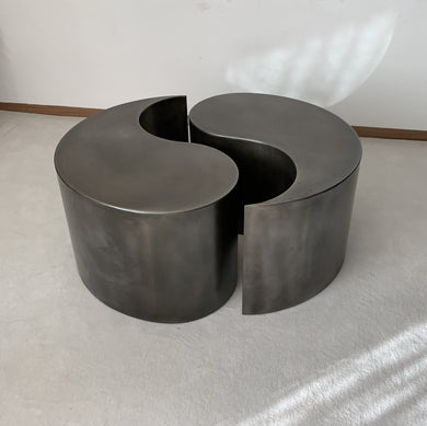Runder Couchtisch Tao, Rohstahl Ying Yang - Möbelhaus H. Zeppenfeld GmbH