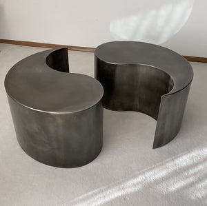 Runder Couchtisch Tao, Rohstahl Ying Yang - Möbelhaus H. Zeppenfeld GmbH